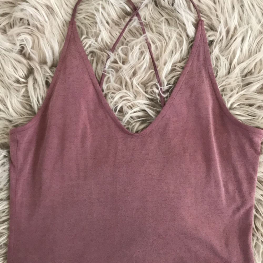 Me To We Good Condition Simple Cute Mauve Tank Top